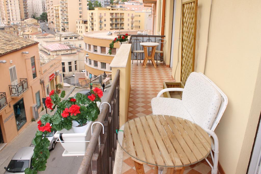 Guest House Artemide Агридженто Екстериор снимка